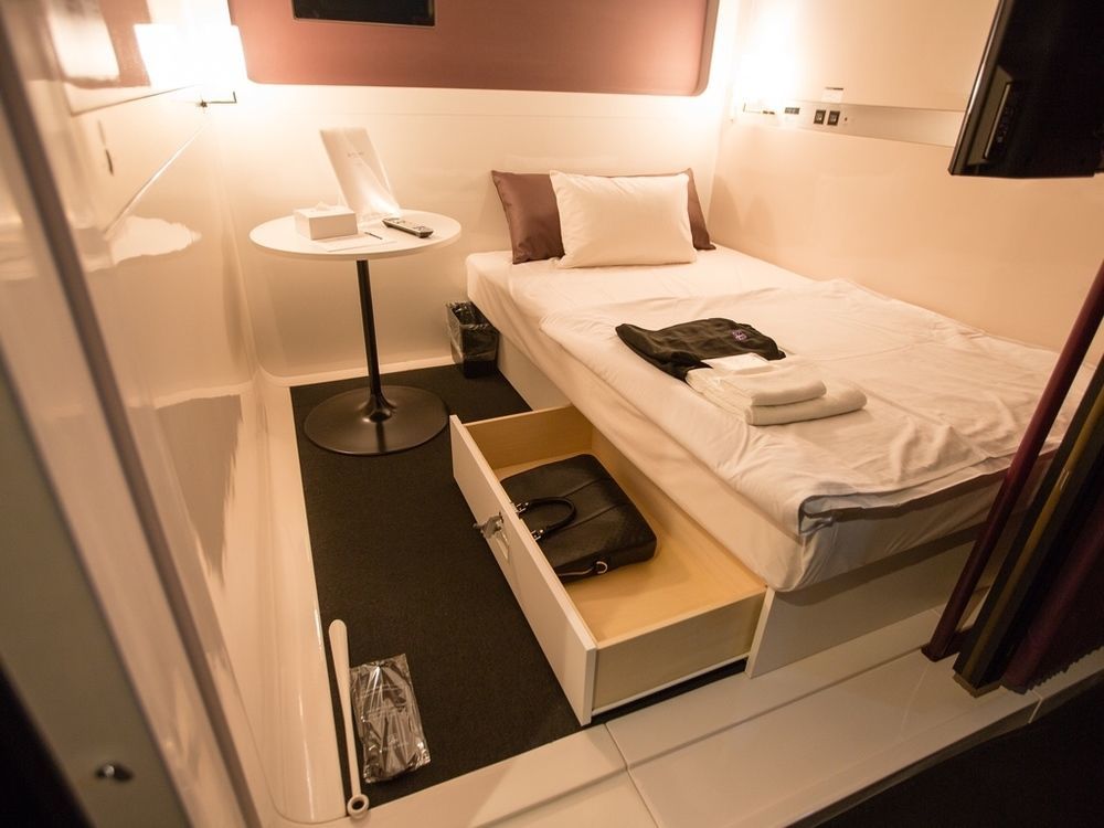 First Cabin Shinbashi Atagoyama Tokyo Luaran gambar