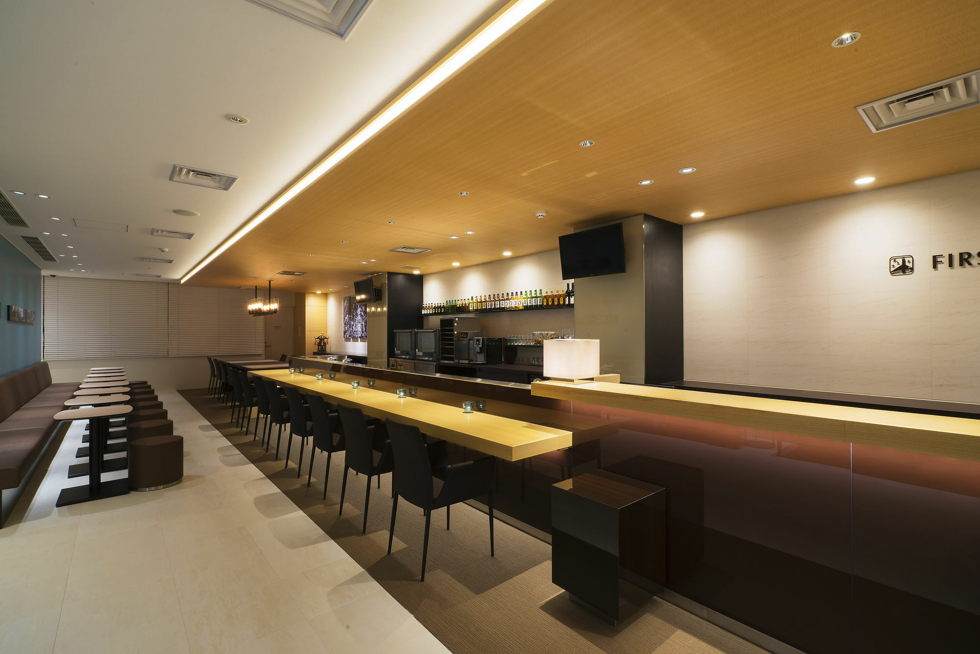 First Cabin Shinbashi Atagoyama Tokyo Luaran gambar